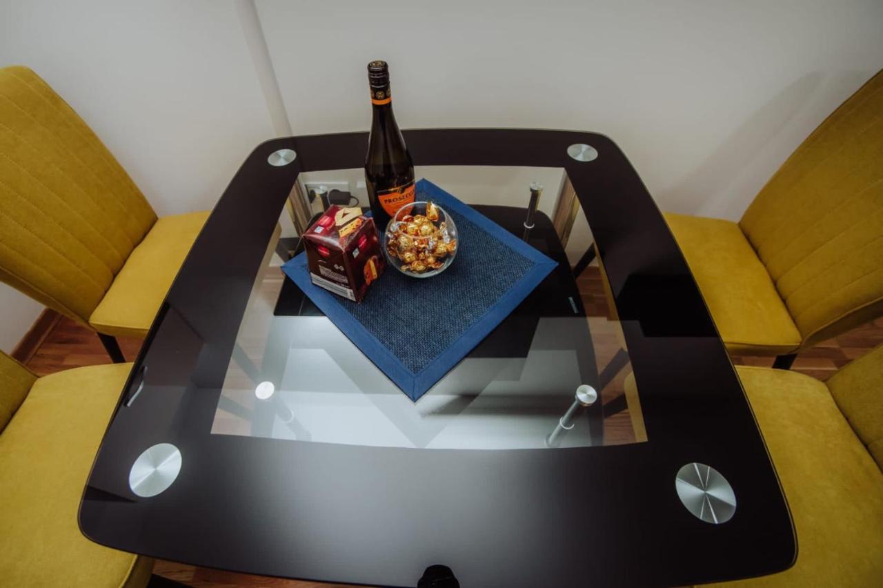Dream Garden Apartments ズラティボール エクステリア 写真