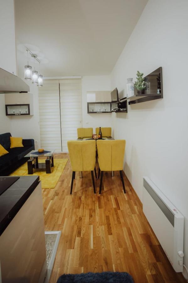 Dream Garden Apartments ズラティボール エクステリア 写真