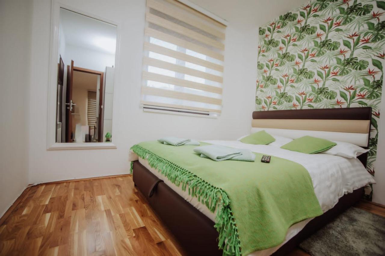Dream Garden Apartments ズラティボール エクステリア 写真