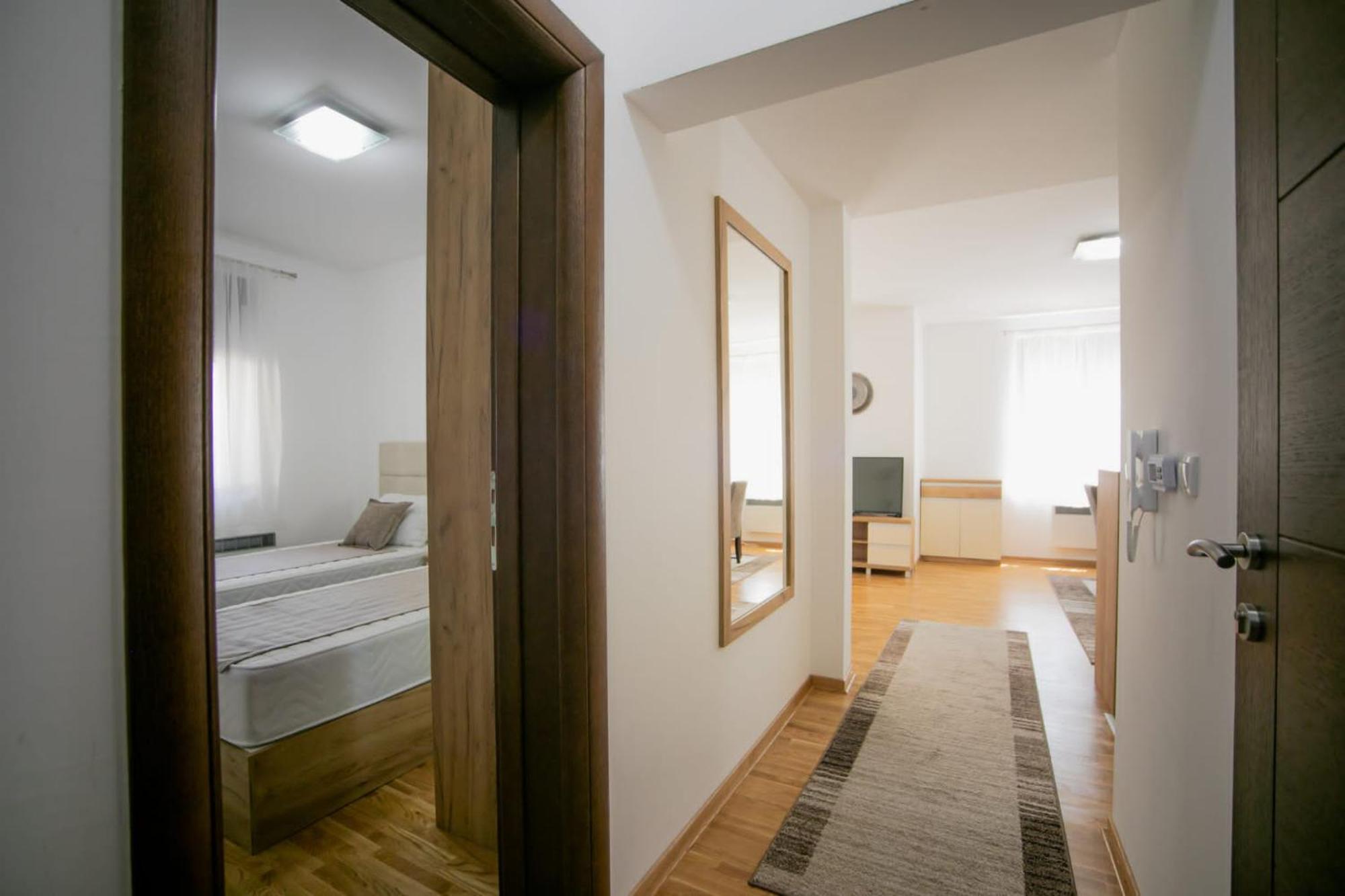 Dream Garden Apartments ズラティボール エクステリア 写真